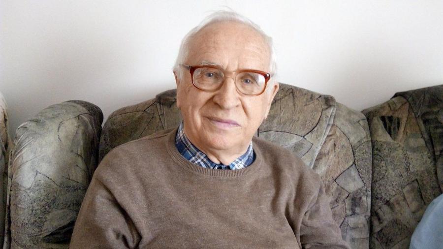 Профессор LNU Джозеф Лос был выпущен для «аморальных действий» 1 3808b1afc5a176c3bf5cb707d76a0fab