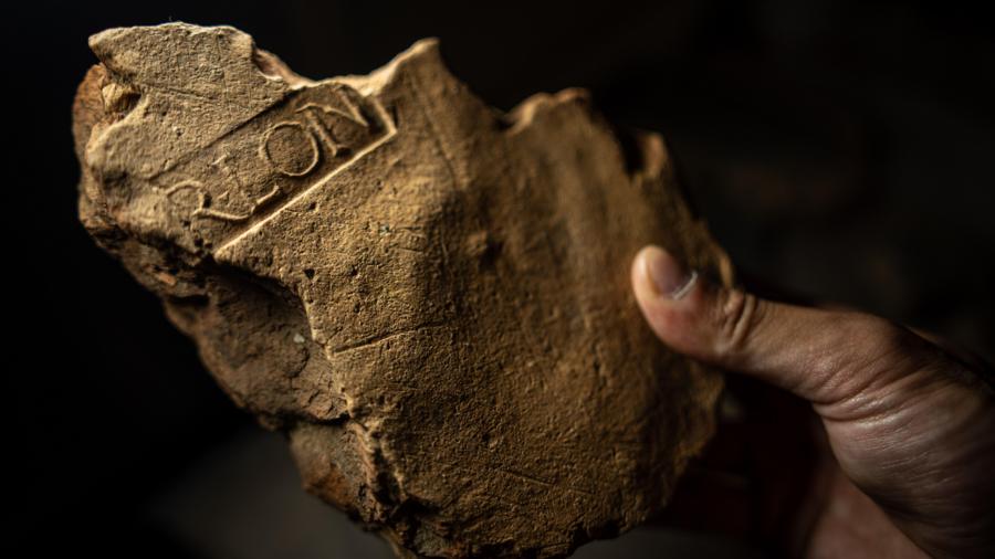 a98c3d34aeeb8900e7331bf32a05e854