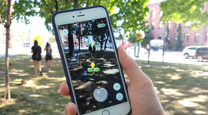 Pokemon GO заставляет людей больше двигаться