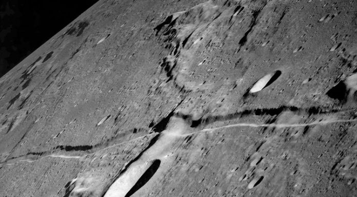 Будущие лунные колонии могут состоять полностью из тоннелей