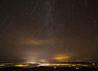 Праздничные метеоры