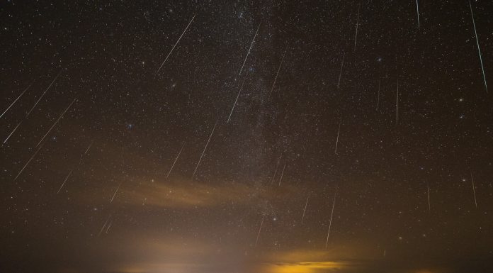 Праздничные метеоры