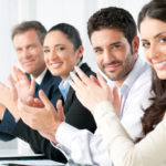 Как улыбка может помочь облегчить депрессию и беспокойство