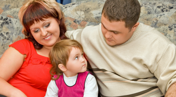 Ожирение родителей может привести к задержке развития у детей