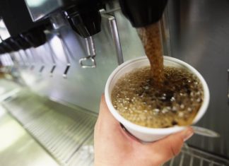 Употребление сладких напитков крайне опасно для мозга