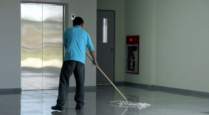 ТОПКЛИН СЕРВИС: Комплексная уборка офисных помещений