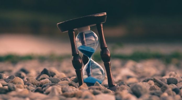 Почему с возрастом нам кажется, что время течет быстрее