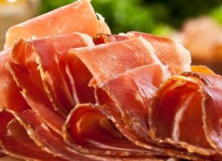 Почему хамон и другие виды сыровяленого мяса — вполне безопасны