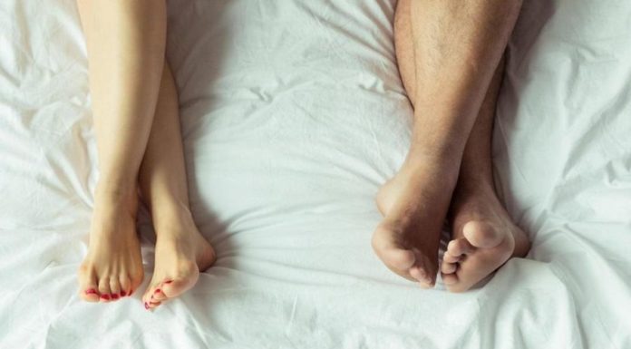 Действительно другие люди занимаются сексом чаще, чем вы?