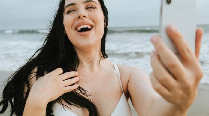 «Запиляти» или нет? Как селфі и соцсети меняют наше отношение к себе