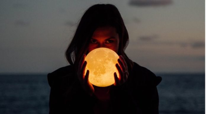 Луна влияет на наше настроение и может даже вызвать биполярное расстройство
