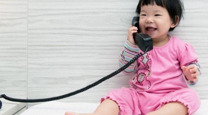 Как разговаривать с малышом, чтобы воспитать гения