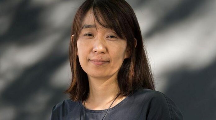 Нобеля по литературе получила писательница Хан Ган. Чем поражают ее произведения