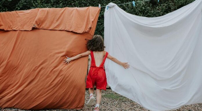 Почему менять постельное белье стоит чаще