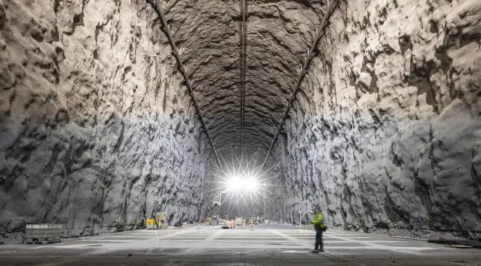 Почему существует наша вселенная? Ученые попытаются решить величайшую загадку