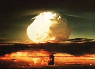 Поскольку атомная бомба оставила след в нашем теле