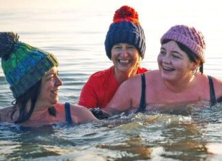 Ныряние в луже, чайный гриб, витамины – действительно ли это укрепляет иммунитет?