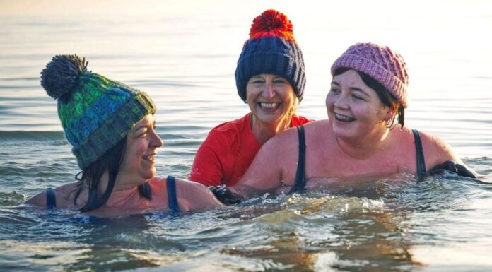 Ныряние в луже, чайный гриб, витамины – действительно ли это укрепляет иммунитет?