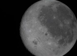 Рекордный полет в истории: Артемида-2 облетела Луну и показала ее другую сторону